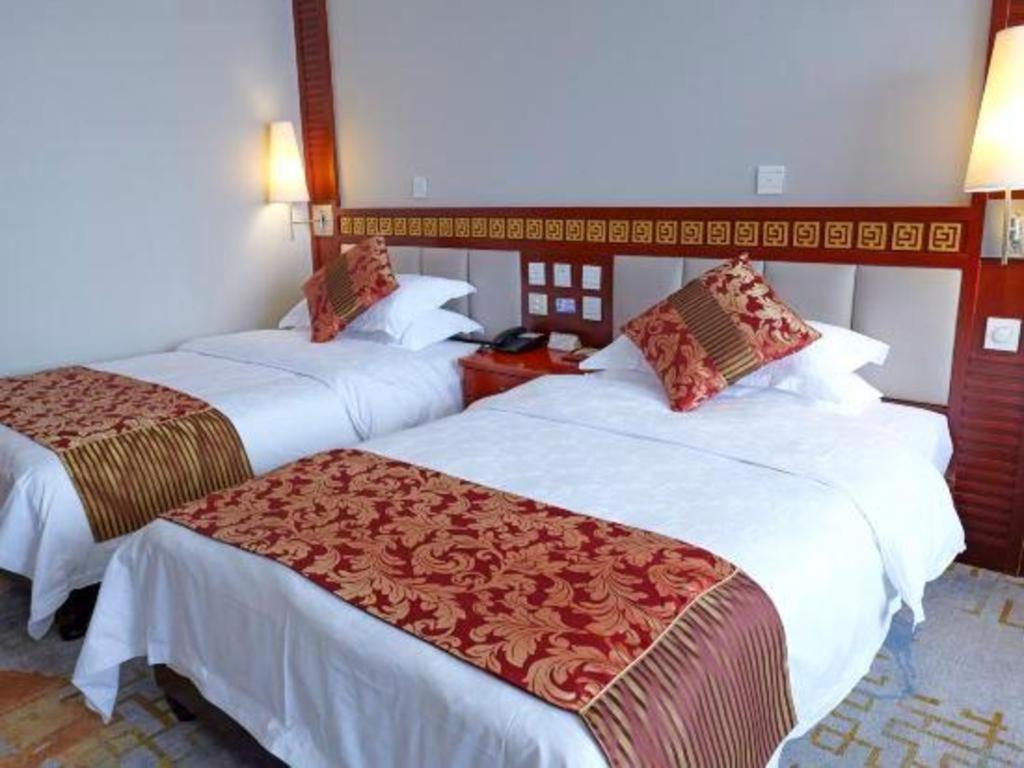 Golden Spring Hotel Lijiang Lijiang  Exterior foto